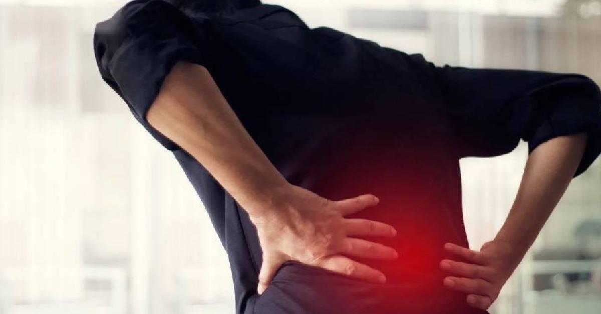 ปวดหลังส่วนล่างปล่อยเรื้อรัง  นำไปสู่ ‘กระดูกพรุน’ ก่อนวัย  วิจัยชี้ ‘คนไทย’ เสี่ยง นั่งนานเกิน 13 ชม.